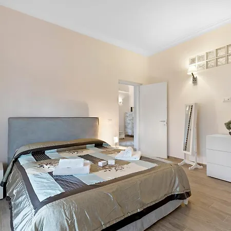 Blue Mermaid Of - Happy アパート *