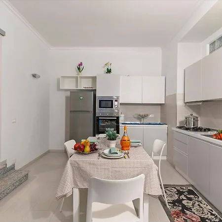 Blue Mermaid Of - Happy アパート