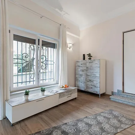 Blue Mermaid Of - Happy アパート *